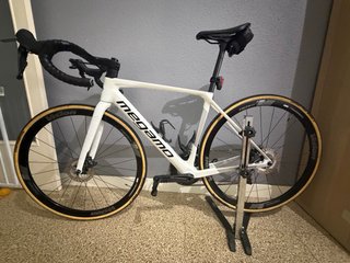 Bicicleta de Carretera Megamo Raise 10 (2023)