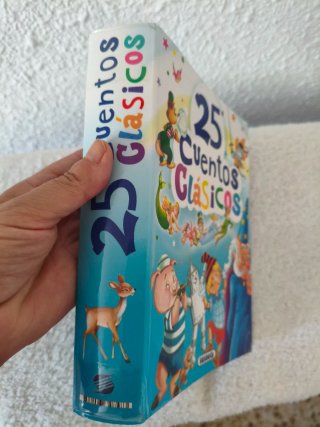 Libro de cuentos clásicos, Susaeta. Sin estrenar