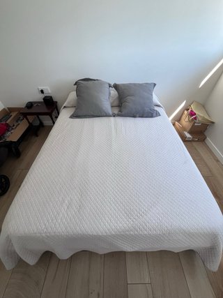 Cama articulada con almacenaje