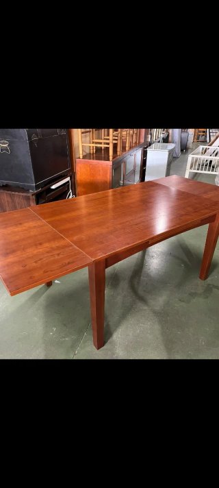 Mesa de comedor extensible de madera