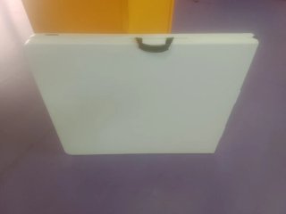 Mesa Plegable LIFETIME Blanca , con 4 sillas