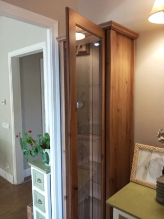 Vitrina de Madera y Cristal 190x50x33