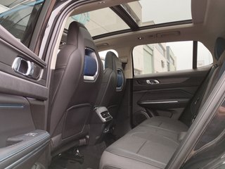 Lynk & Co 01 1.5 PHEV 6.6kW 192 kW (261 CV)