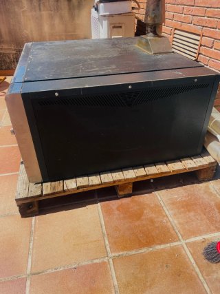 Forno a gas naturale per 4 pizze