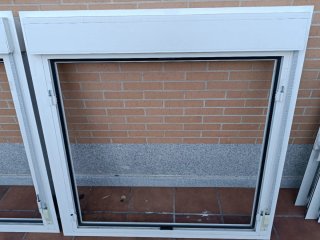 Ventanas aluminio blanco con persiana