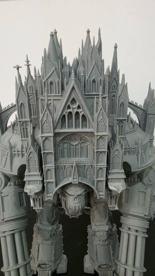 Miniatura Estilo Warhammer 40k 34cm