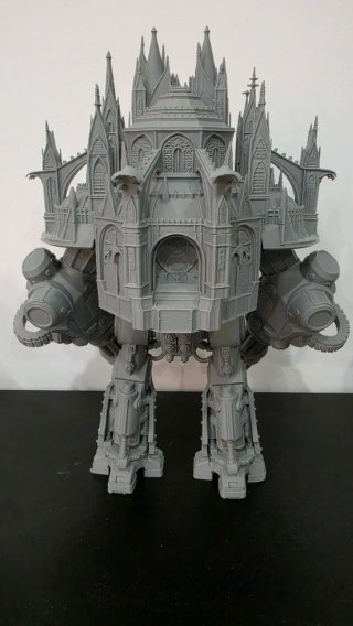 Miniatura Estilo Warhammer 40k 34cm