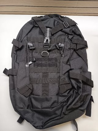 Mochila de montaña negra