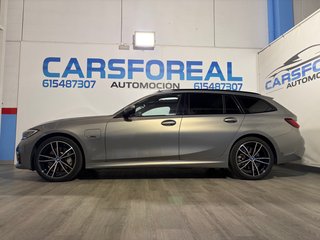 BMW Serie 3 330e Touring M 2022