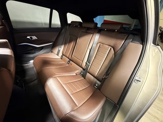 BMW Serie 3 330e Touring M 2022