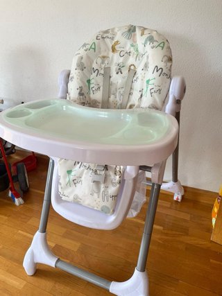 Trona infantil con estampado de animales