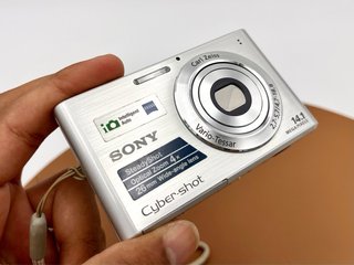 Cámara Sony Cyber-shot DSC-W330 14.1 MP Plata