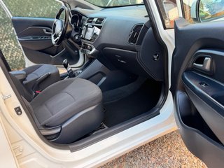 kia rio 180.000km 2017 6v