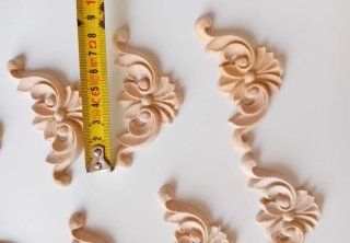 Set di 8 fregi in legno per decorazione