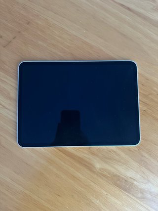 iPad Pro 11 M4 (2024) Plata + Teclado + Funda