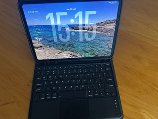 iPad Pro 11 M4 (2024) Plata + Teclado + Funda