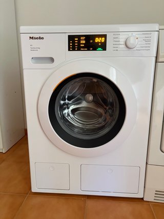 Lavadora Miele WCD660 WCS 8kg TwinDos