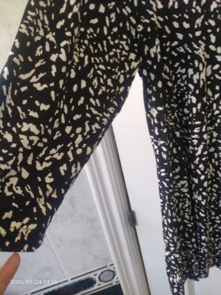 Blusa Curvy Talla L Estampado Blanco y Negro
