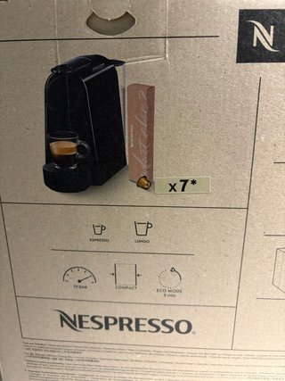 Nespresso Essenza Mini Roja Ruby Nueva