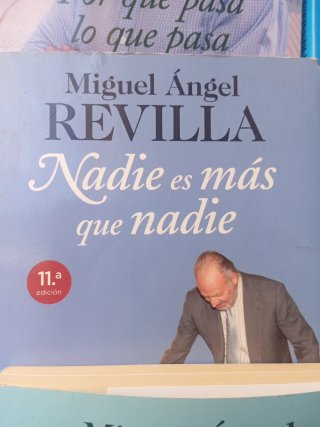 Varios