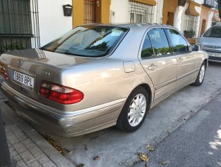 Mercedes-Benz Clase E 270 CDI Elegance