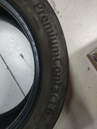 Neumático Continental 235/50 R18 97V