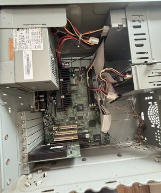 Ordenador IBM Aptiva Pentium II 333 MHz