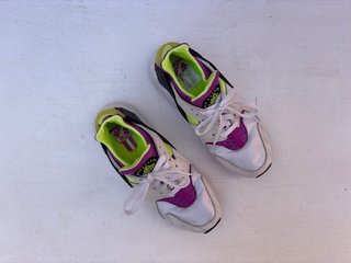 Nike Air Huarache Talla 39 Mujer