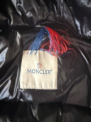 Abrigo Moncler Montbeliard Negro