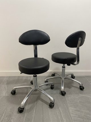 Set de 2 taburetes con respaldo