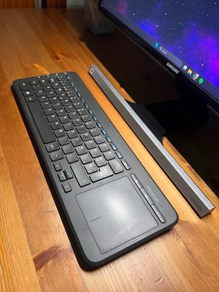 Pack Monitor, Teclado y Luz LED