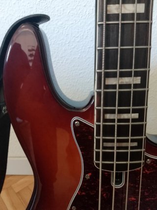 Bajo Marcus Miller S7 Sunburst
