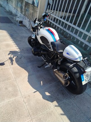 Vendo o cambio Moto BMW R nineT