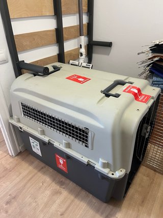Transportín IATA perro beige y gris N7