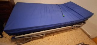 Cama articulada azul y gris