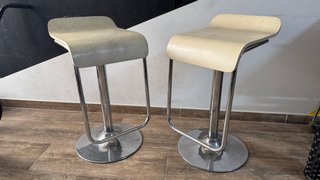 Pack 2 Taburetes Altos Giratorios Regulables