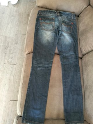 Pantalón vaquero Mango