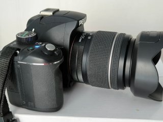 Pentax K-X 18-55mm WR