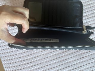 Cartera Stradivarius floral azul y blanco