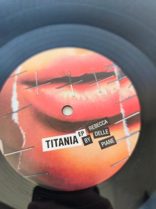 Rebecca Delle Piane – Titania EP