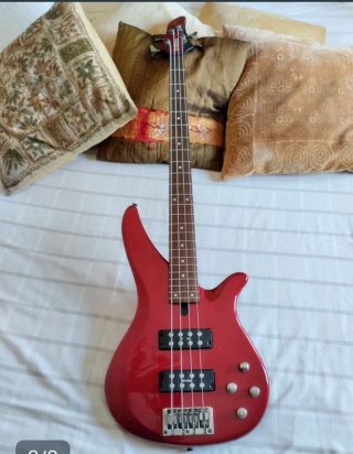 Bajo Eléctrico Yamaha RBX374 Rojo