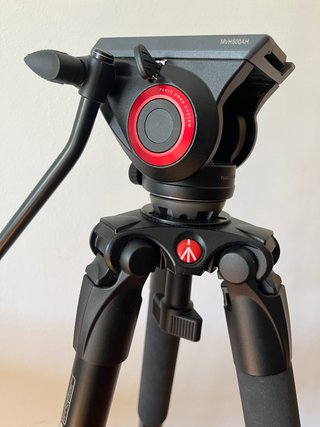 Trípode Manfrotto MVT535AQ con Cabezal MVH500AH