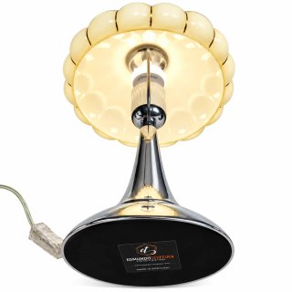 Candeeiro de mesa bege e prateado