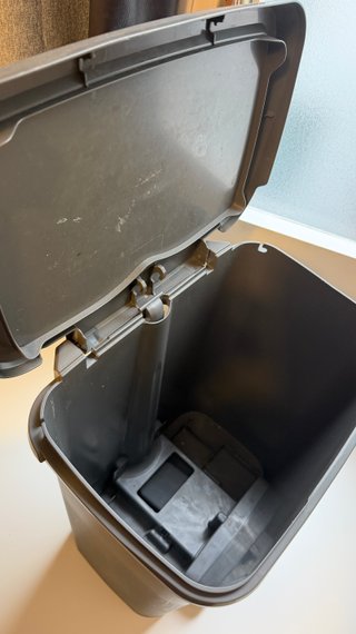 Cubo basura pedal 25L gris oscuro