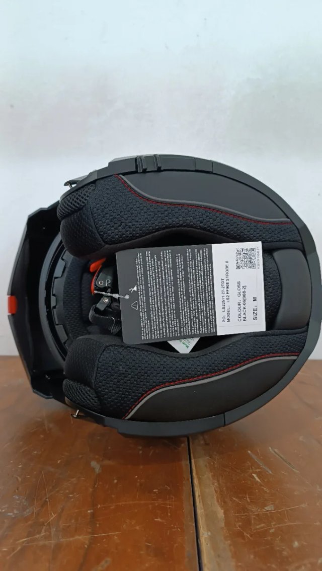 LS2 STROBE II GLOSS BLACK - W23S8085