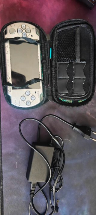 Consola Sony PSP 2000 Silver