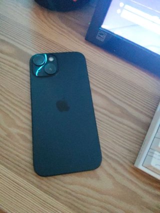 iPhone 15 Apple