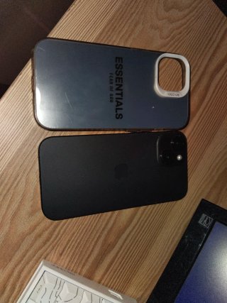 iPhone 15 Apple