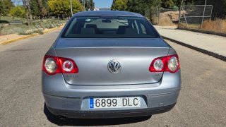 Volkswagen Passat 2006