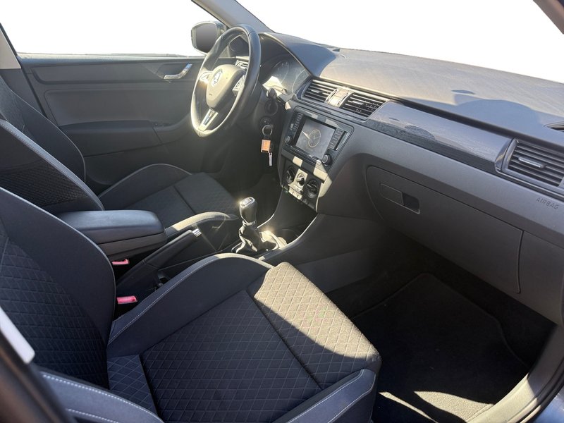 Škoda Spaceback 1.2 TSI Ambition 2016, foto 11
